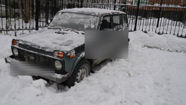 Списанный служебный автомобиль на территории — оценка ТС для списания, отчёт НЭА