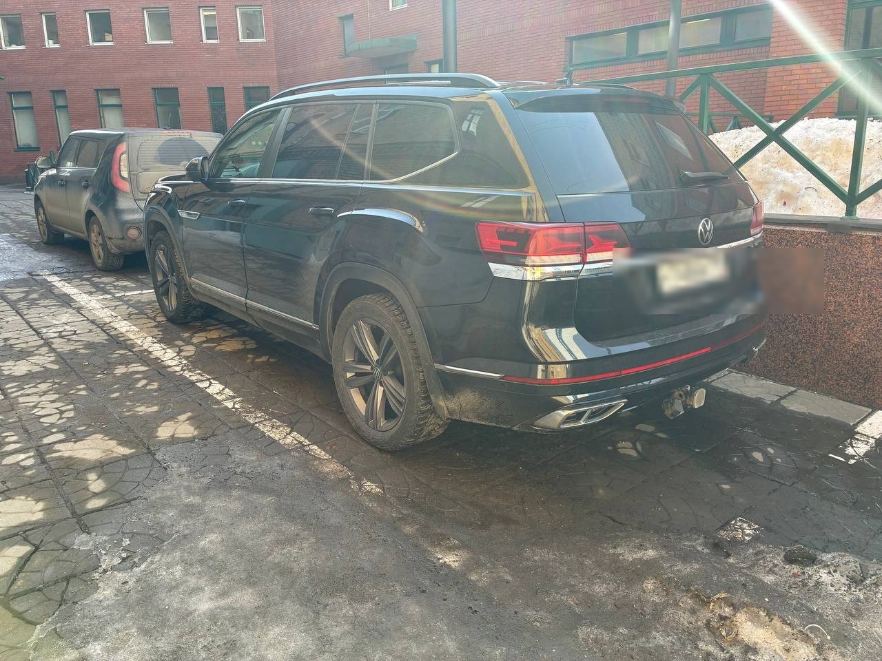 Внедорожник автопарка - осмотр по фото, госномер скрыт
